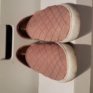 Steve Madden slipons